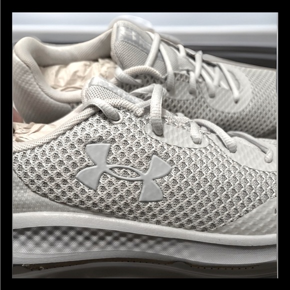 Under Armour UA Deluxe Sockliner Mold Charged Pursuit 4 Runner NWT 9.5 Sneakers - Picture 13 of 16